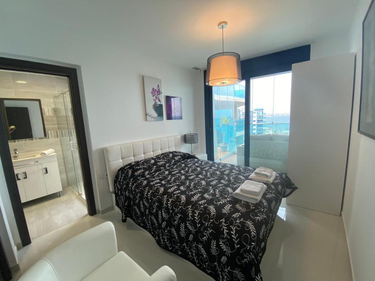 Appartement Sea Senses - Punta Prima - Vista Al Mar à Torrevieja Extérieur photo